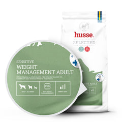 Saco de ração Husse Sensitive Weight Management Adult com destaque circular dos benefícios nutricionais.